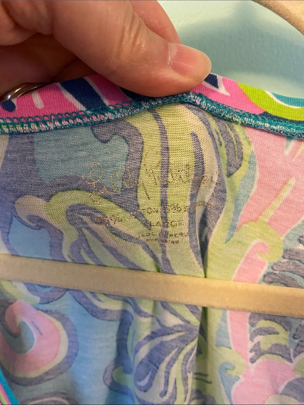 Lilly Pulitzer Vibrant Tropical Print V-Neck Top - Teal & Pink & Lime - size XL - Picture 5 of 6